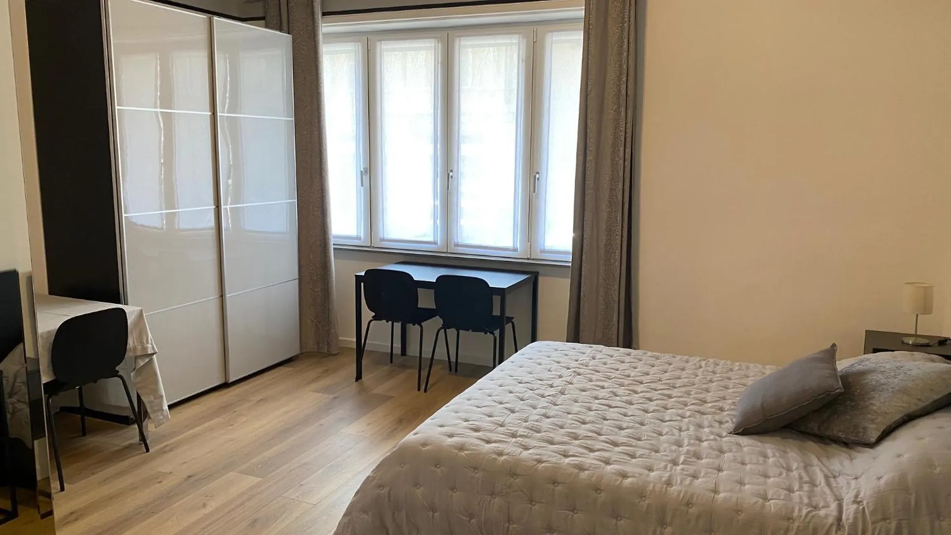 Grey House Apartment Milan Italy