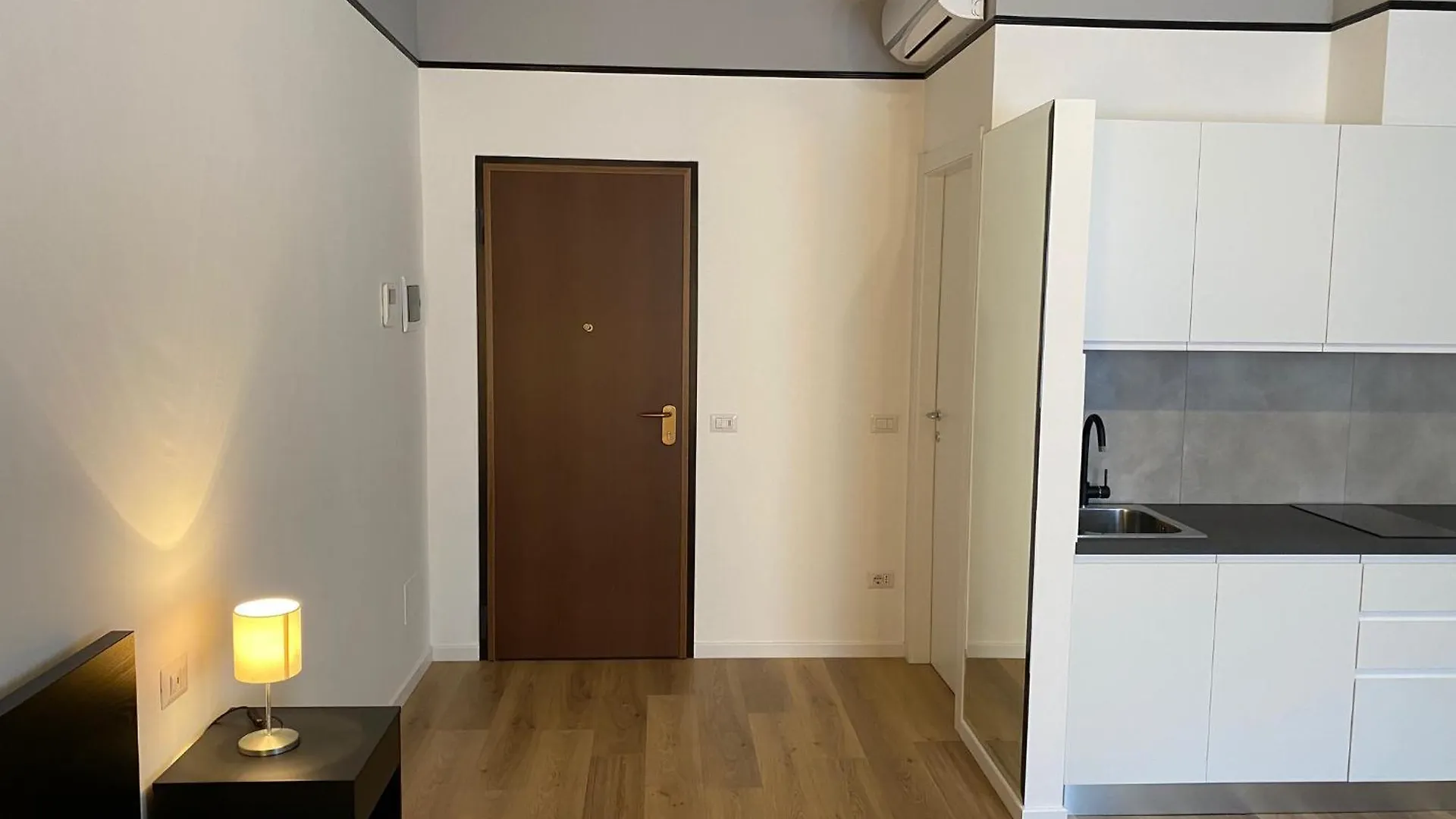 Grey House Apartment Milan 0*,  Italy