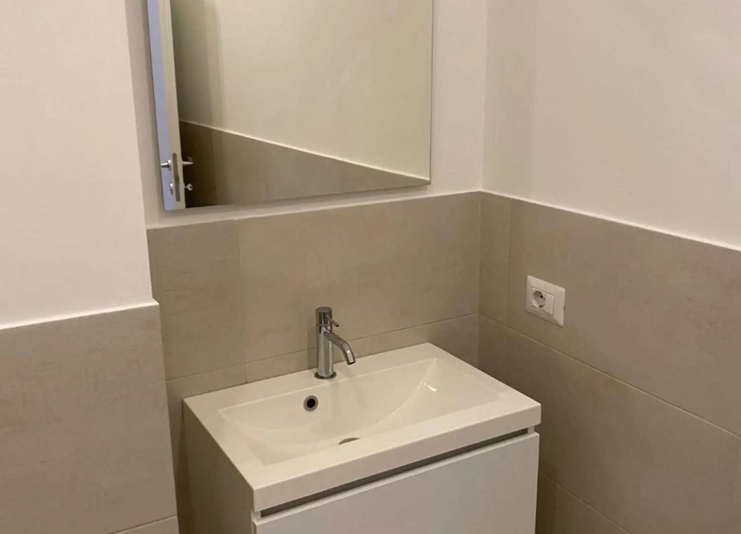 Grey House Apartment Milan Italy